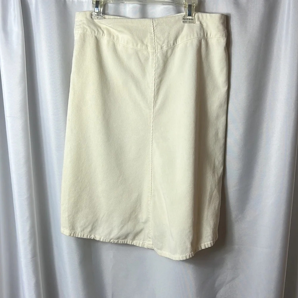 Juicy Couture Jeans Cream Corduroy Skort Skirt Shorts Size Small - Picture 3 of 6